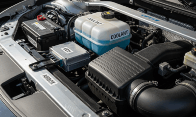 découvrez les secrets du moteur et des composants cachés sous le capot d’une voiture. explorez ce qui fait fonctionner votre véhicule au quotidien.