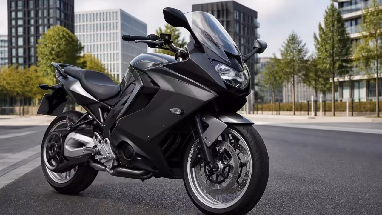 Bmw f800gt occasion : la routière sportive à prix abordable