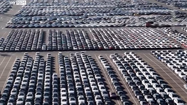 Stellantis : Découvrez le géant automobile et les raisons derrière le rappel de près d’un million de véhicules