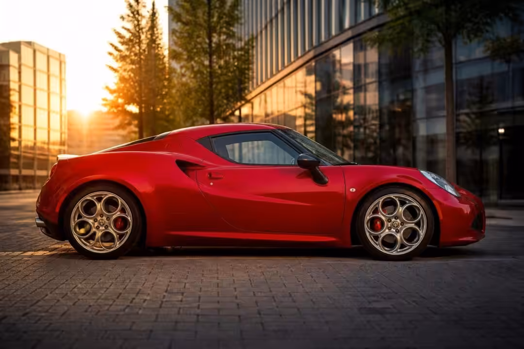 découvrez pourquoi l'alfa romeo 4c d'occasion est la sportive compacte idéale : performance, design italien et plaisir de conduite au rendez-vous.