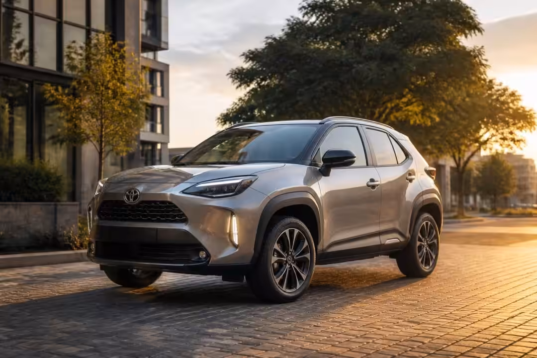 découvrez la toyota yaris cross, alliant design compact et polyvalence pour une conduite urbaine dynamique et confortable. parfaite pour tous vos déplacements.