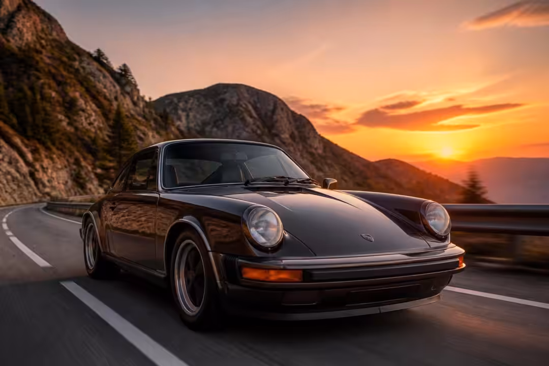 découvrez la porsche 911, l'icône intemporelle alliant design élégant et performance exceptionnelle, symbole de l'excellence automobile depuis des décennies.